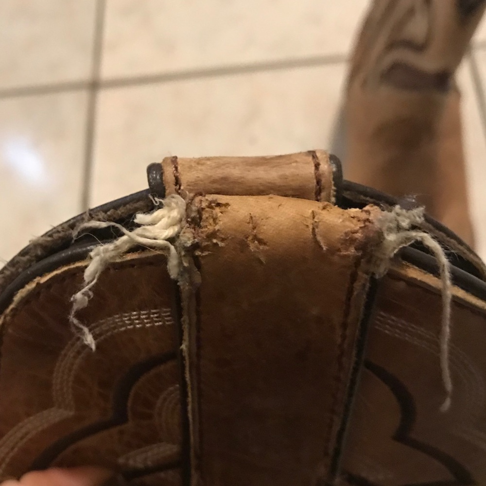 Boots - Picture 4 of 5